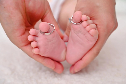 黄南怀孕多久才会孕吐